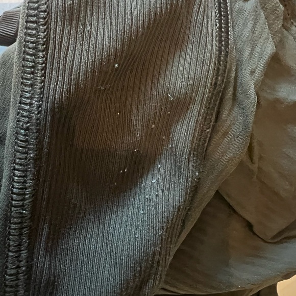 Olive Green dance studio capris size 4 - Picture 10 of 11